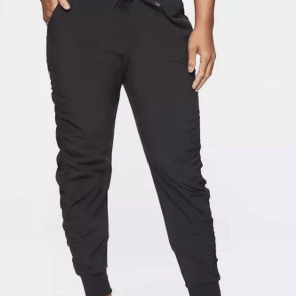 Athleta Pants - Athleta Attitude Black Mid Rise Jogger Pants Size 6